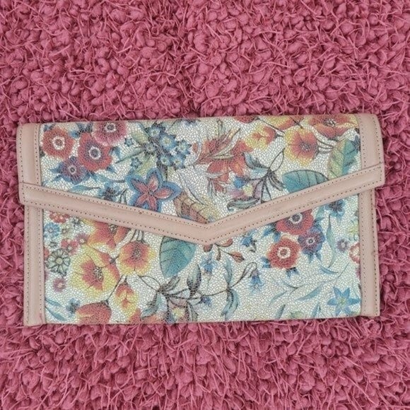 Sondra Roberts floral leather envelope clutch - Picture 1 of 8